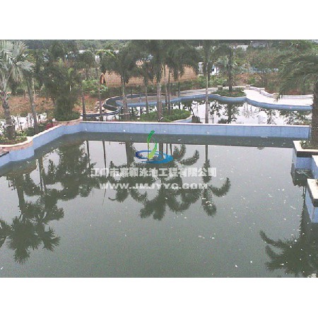 中山利和廣場45樓空中室內恒溫游泳池