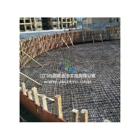 格林春天小區游泳池