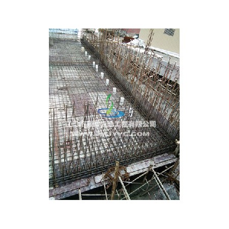 新會御郡花園小區泳池